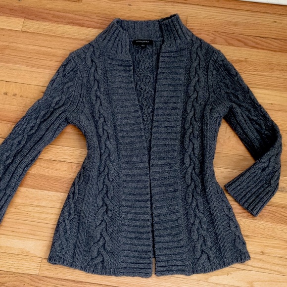 Banana republic three-quarter sleeved, open front cardigan sweater - Picture 8 of 8